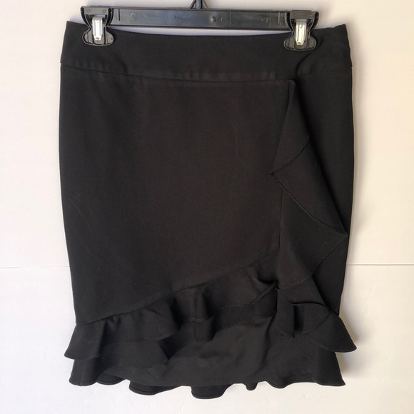 White House Black Market Black Ruffle Skirt - Picture 3 of 8